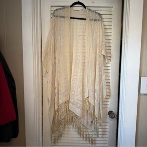 Three Bird Nest Cream White Velvet Lace Kimono One Size with Fringe